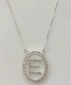 Gargantilha Letra com Zircônia Grande - E