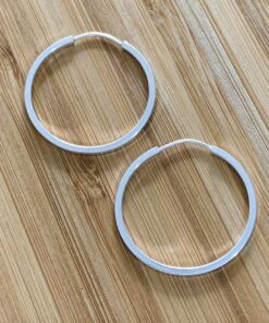 Argola Redonda Fio Quadrado 2,5cm por 2,5cm