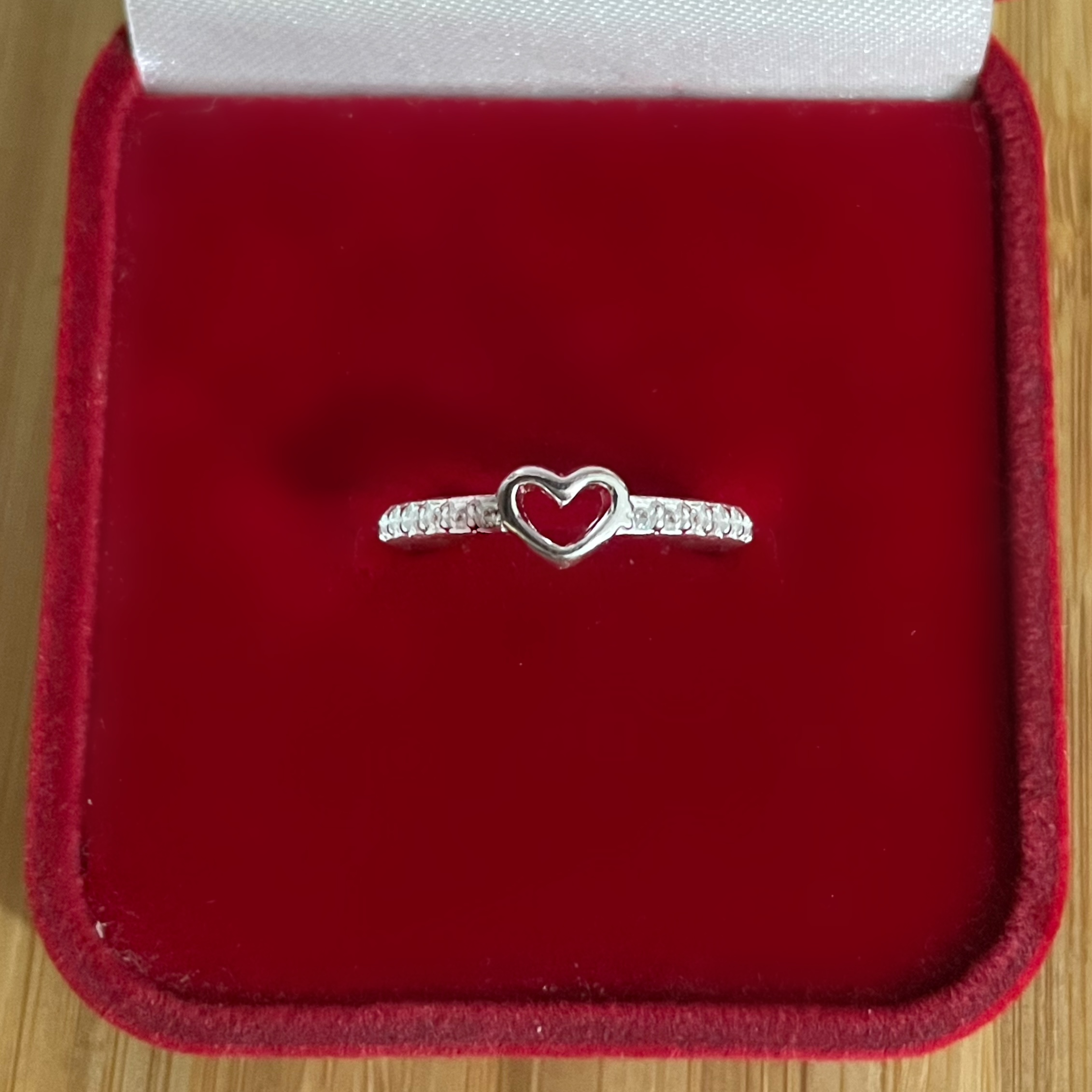 Anel Coração Pequeno Aro Com Zircônia