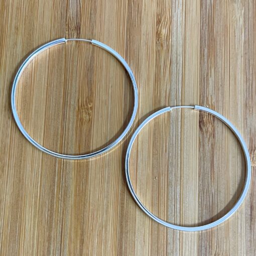 Argola Redonda Fio Quadrado 4,5cm x 4,5cm