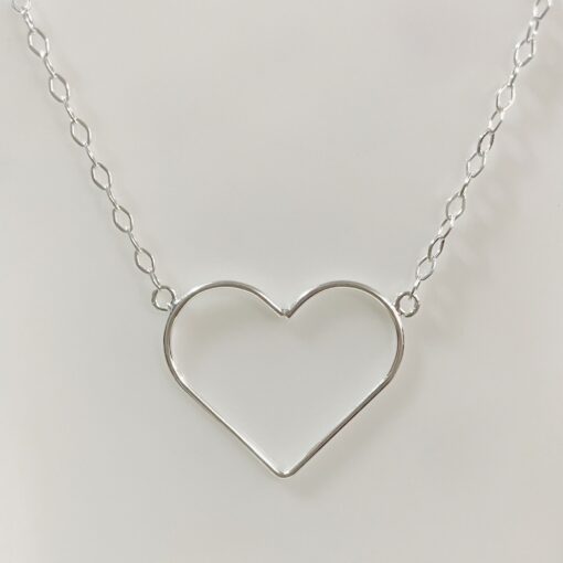 Chocker Coração Grande Vazado