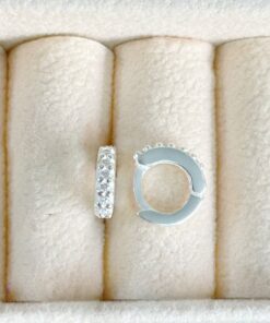 Argolinha de Click P com Zircônias 1cm por 1cm