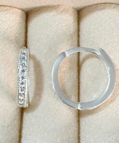 Argolinha de Click G com Zircônias 1,3cm por 1,3cm
