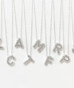 Gargantilha Letra Vazada à Laser