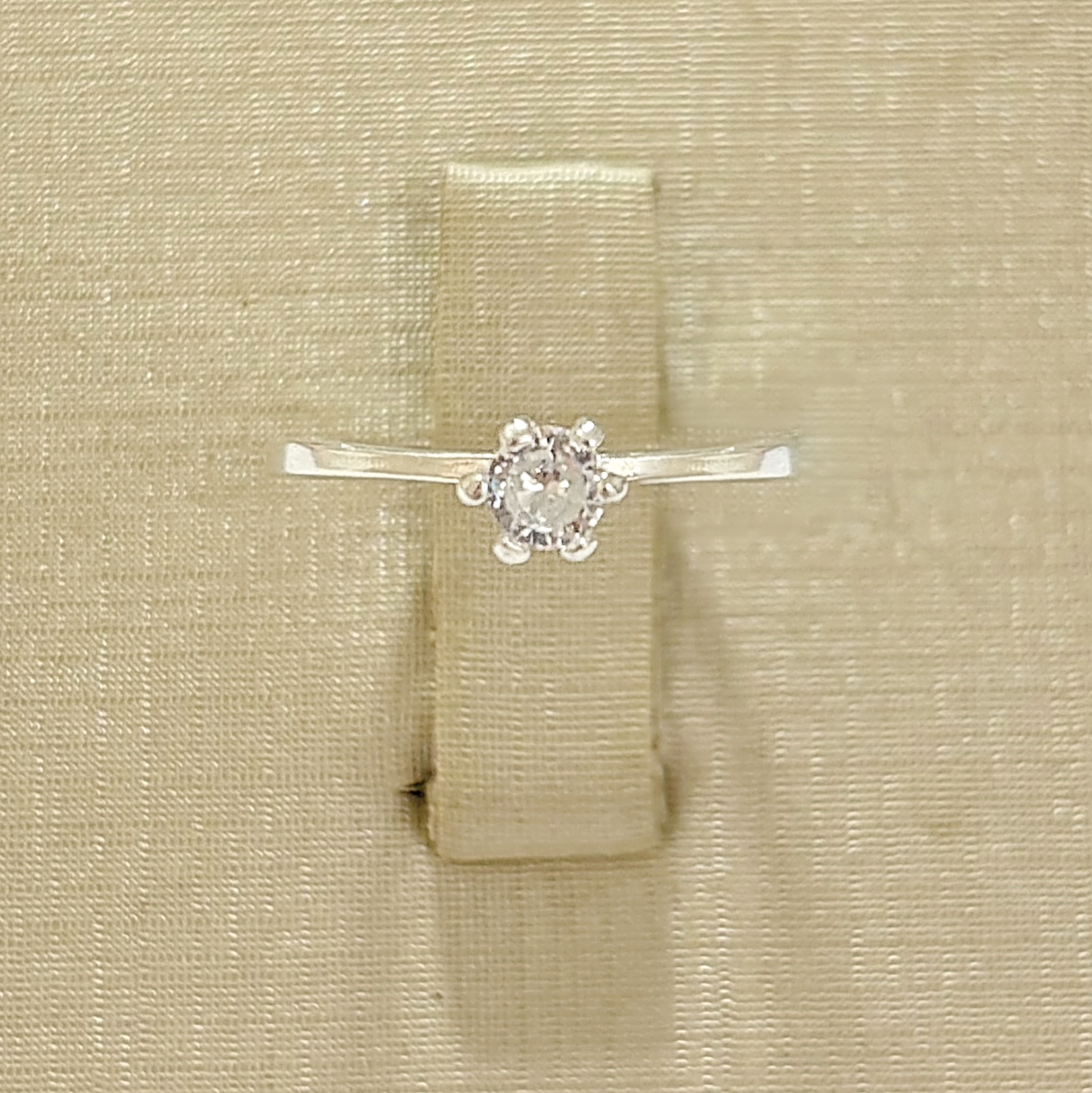 Anel Solitário Tradicional Zircônia Branca