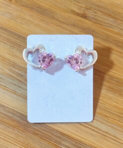 Brinco Coração Vazado com Zircônia Rosa