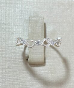 Anel Corações e Zircônias Intercaladas