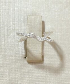 Anel Zircônias Brancas Entrelaçado